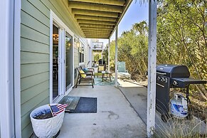 'tipsy Turtle' Condo w/ Patio & Harbor Access