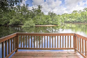 Waterfront Sopchoppy Hideaway w/ 2 Kayaks!