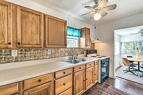 Tropical Port Charlotte Cottage - Walk to Bay!