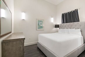 Stunning Condos Near French Quarter