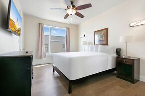 Stunning Condos Near French Quarter