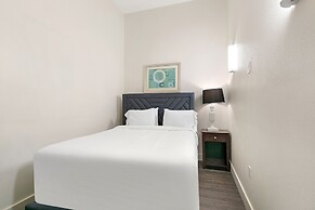 Stunning Condos Near French Quarter