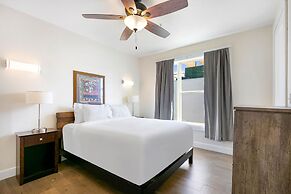Stunning Condos Near French Quarter