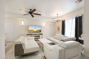 Stunning Condos Near French Quarter