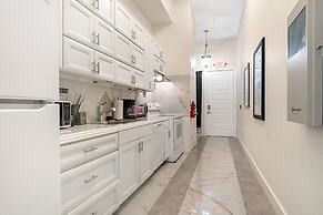 Stunning Condos Near French Quarter