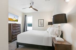 Stunning Condos Near French Quarter