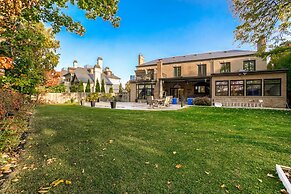 Waterfront Royal Villas