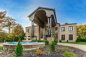 Waterfront Royal Villas