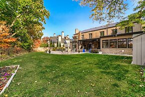 Waterfront Royal Villas