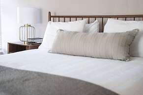 The Victorian Inn Blowing Rock