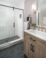 The Victorian Inn Blowing Rock