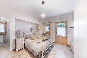 Garda Country House by Wonderful Italy