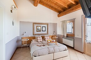 Garda Country House by Wonderful Italy