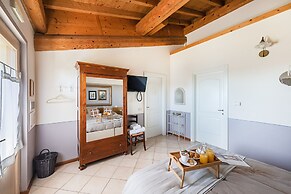 Garda Country House by Wonderful Italy