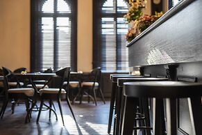 Mr. Görgey Art Hotel & Bisztró