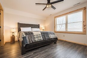 Mountain Crest Lodge by Taylor Made Deep Creek