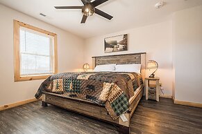 Mountain Crest Lodge by Taylor Made Deep Creek