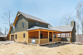 Mountain Crest Lodge by Taylor Made Deep Creek