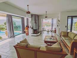 Summer Villa Lagonissi