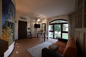 HT CASTELLO DI CAMPOLONGO