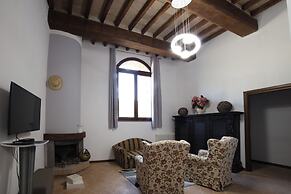 HT CASTELLO DI CAMPOLONGO