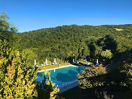 HT CASTELLO DI CAMPOLONGO