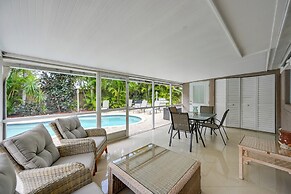 Pelican Nest, Tropical Naples Villa w/ Pool