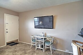 Beachfront St Petersburg Condo w/ Community Pool!