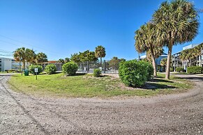Walkable Beachfront Retreat on Cedar Key!