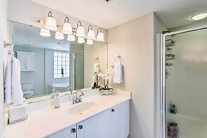 Beachfront Fort Walton Beach Condo w/ Pool Access!