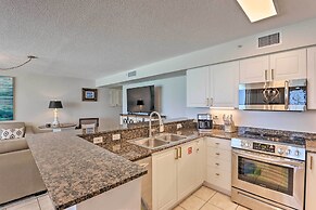 Beachfront Fort Walton Beach Condo w/ Pool Access!