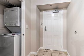 Beachfront Fort Walton Beach Condo w/ Pool Access!