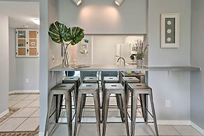 Condo w/ Pool & Gulf Access on Anna Maria Island!