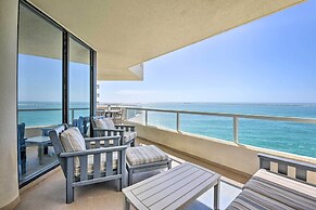 Gulf View Destin Condo With Resort Pool & Spa!