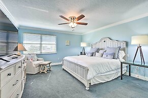 Steps to Ocean & Bay: Bradenton Beach Townhome!