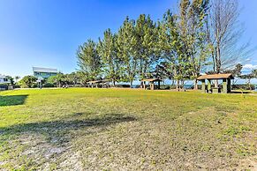 Steps to Ocean & Bay: Bradenton Beach Townhome!