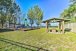 Steps to Ocean & Bay: Bradenton Beach Townhome!