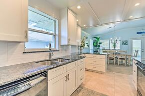 Steps to Ocean & Bay: Bradenton Beach Townhome!