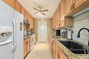 Bradenton Home w/ Beautiful Yard: 4 Mi to Downtown