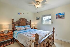 Bradenton Home w/ Beautiful Yard: 4 Mi to Downtown