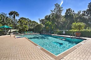 Bonita Springs Condo 4 Mi to Beach: Private Patio!