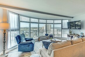 Beautiful Daytona Beach Shores Condo w/ Hot Tub!