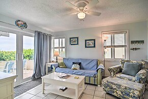 Breezy Belleair Beach Condo - 12 Steps to Shore!