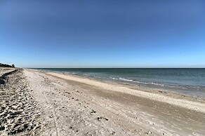 Breezy Belleair Beach Condo - 12 Steps to Shore!