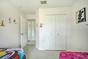 Pool + Game Room, 5 Mi to Disney: Kissimmee Home!