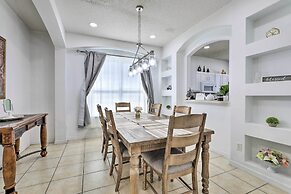 Kissimmee Home w/ Pool < 9 Mi to Disney World!