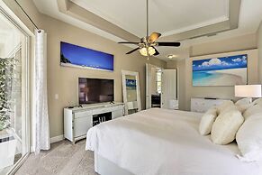 Canalfront Pool & Hot Tub: Home in Cape Coral