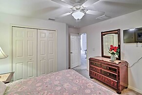 Bright Spring Hill Home: 5 Mi to Weeki Wachee Park