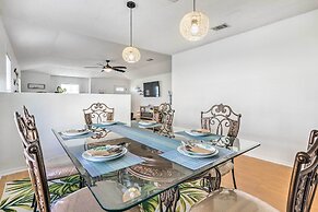 Bright Pensacola Home w/ Yard ~ 6 Mi to Beach