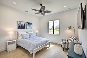 Private Pool: Canalfront Home in Cape Coral